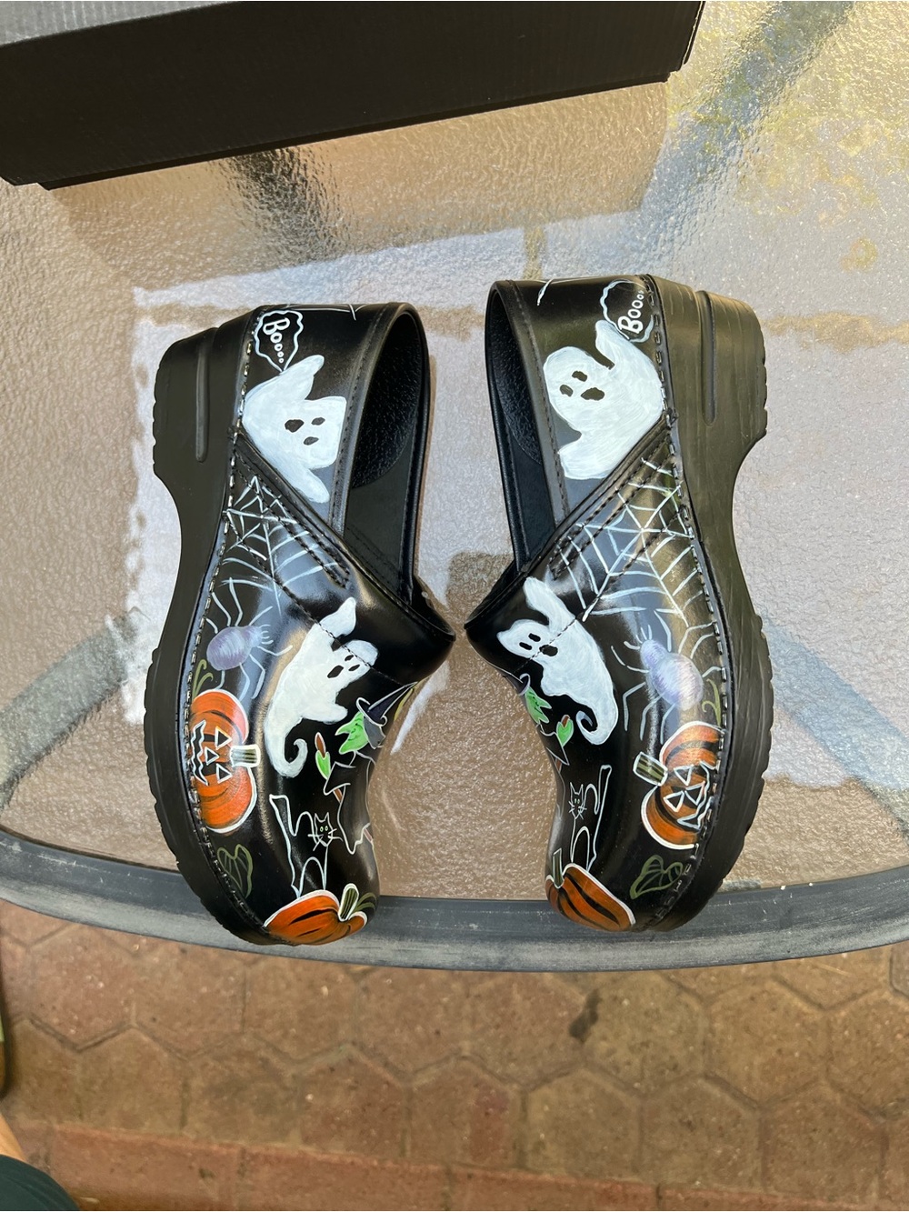 Halloween-themed Clogs - Picture 4 of 8